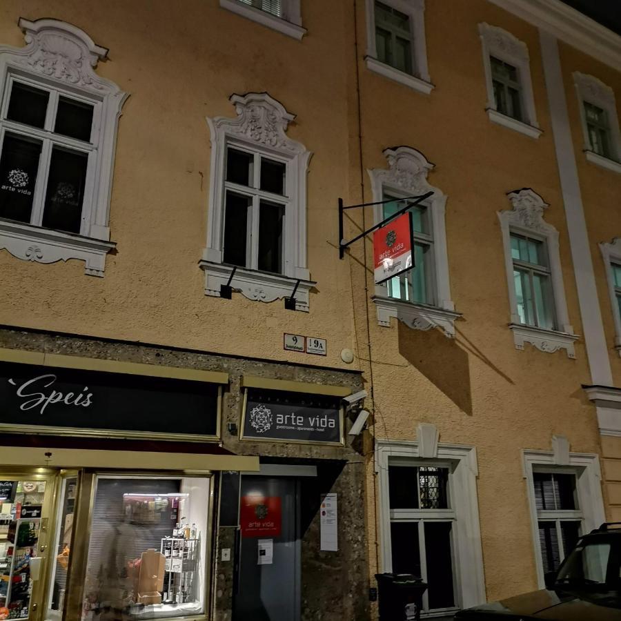 Arte Vida Boutique Guesthouse Salzburg Bagian luar foto