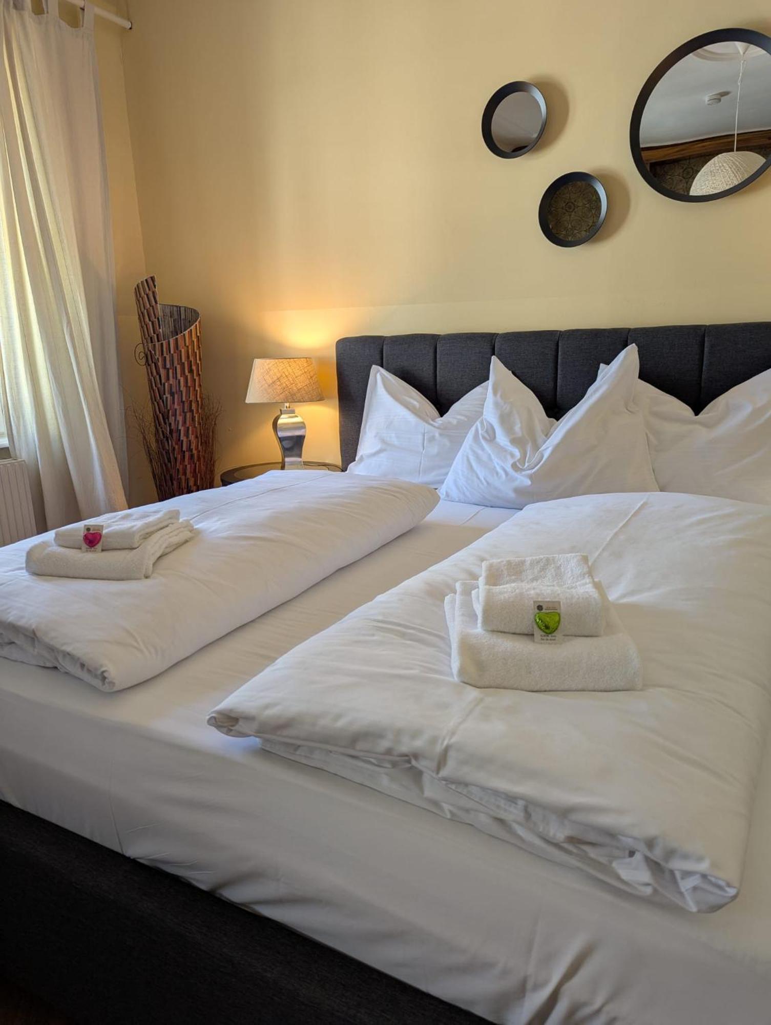 Arte Vida Boutique Guesthouse Salzburg Bagian luar foto